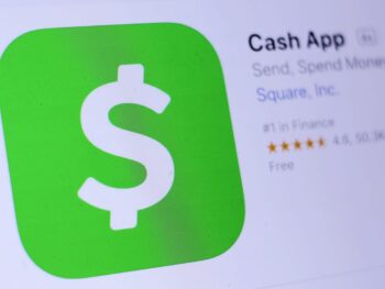 Cara Mudah Dapat Uang, 8 Aplikasi Ini Bisa Kalian Coba