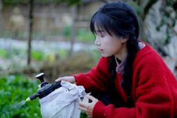 Youtuber Cantik China Berpenghasilan Rp72 Miliar dari Konten Kreatif Ini