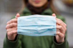 Presiden Jokowi Minta Ada Standardisasi Masker, Seperti Apa?