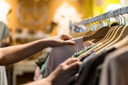 5 Keuntungan Belanja Barang Bekas, Murah hingga Ramah Lingkungan