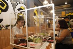 Potensi Virus Corona Ada di Restoran, Hindari dengan Cara Ini