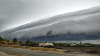 Viral Awan Tsunami di Aceh, Ini 8 Fenomena Awan Aneh di Dunia