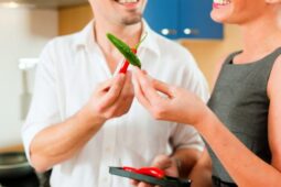 Awas! 10 Makanan Enak Ini Bisa Mengandung Zat Berbahaya