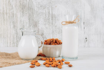 Susu Almond Lezat dan Kaya Manfaat untuk Kesehatan, Mau Coba?