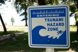 Jangan Panik, Inilah Deretan Fakta Potensi Tsunami 20 Meter