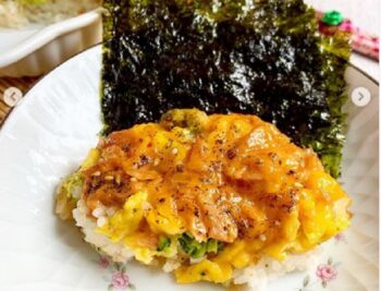 Bingung Nasi Sisa Diolah Apa? Yuk Dibikin Tuna Mentai Rice, Si Kecil Pasti Suka!