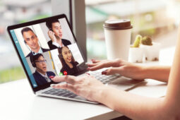 Ingin Zoom Meeting Berjalan Aman? Ini Caranya