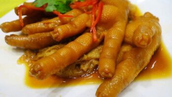 Suka Makan Ceker Ayam? Berikut Ini Fakta yang Perlu Diketahui