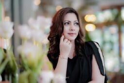 Artis yang Pernah Jadi Istri Kedua, Nomor 4 Baru Tahu ya?