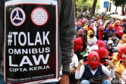 Bagaimana Nasib Pekerja Sesudah Ada UU Cipta Kerja?
