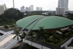 Gedung DPR Dijual Murah di Toko Online, Harganya Berapa Ya?