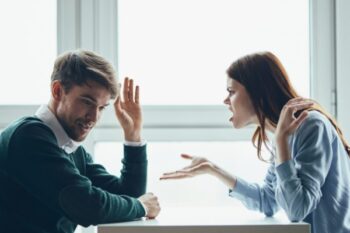 Pacar  Sering Marah-Marah? Hadapi Dengan Cara Ini