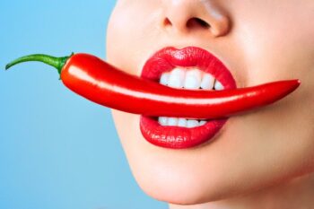 5 Makanan yang Sebaiknya Dihindari Saat Terinfeksi Corona