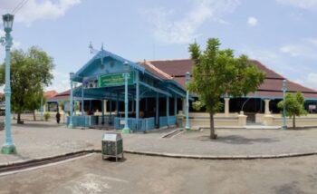 Kisah Makmum Gaib di Masjid Agung Solo, Ada atau Mitos Belaka?