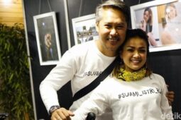 Sudah Sebulan Isolasi Mandiri Nirina Zubir Masih Positif Corona, Kok Bisa?