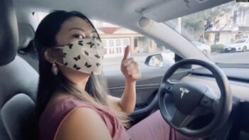 Srikandi Indonesia di Balik Fitur Swakemudi Mobil Tesla, Siapa Ya?
