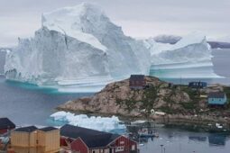 28 Triliun Ton Lapisan Es Greenland Mencair, Pertanda Pemanasan Global Makin Parah?