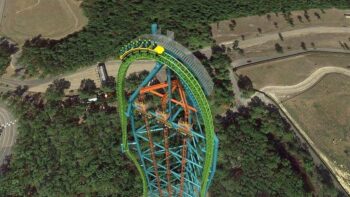 6 Roller Coaster dengan Lintasan Terpanjang di Dunia, Berani Coba?