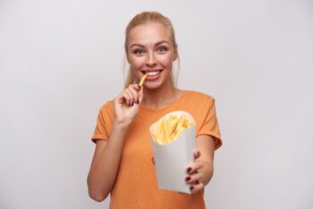 Hobi Makan Kentang Goreng? Ketahui Efek Buruknya terhadap Kesehatan