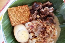 Ada Nasi Gandul hingga Petis Runting, Ini 5 Makanan Enak Khas Pati