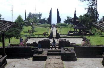 Uniknya Candi Ceto di Karanganyar, Ternyata Kerap Jadi Tempat Ruwatan