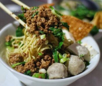 Makanan Ini Dijuluki Dewanya Mi Ayam di Kota Solo, Ini Istimewanya