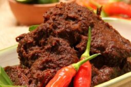 Otentik Banget! Ini Resep Rendang Daging Sapi Khas Padang
