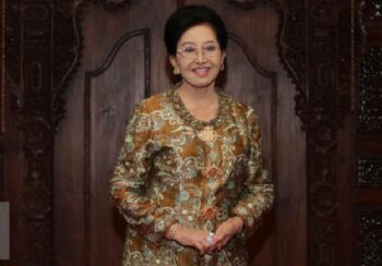 Keturunan Keluarga Ningrat, Ini Dia Profil Mooryati Soedibyo