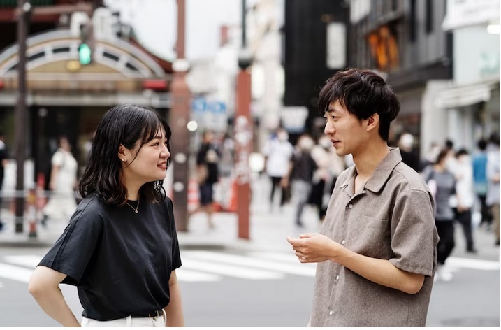 Apakah Kamu Introvert, Ambivert, atau Extrovert? Cek Yuk