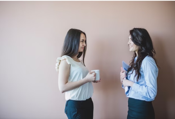 Apakah Kamu Introvert, Ambivert, atau Extrovert? Cek Yuk