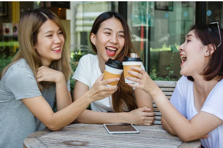 Apakah Kamu Introvert, Ambivert, atau Extrovert? Cek Yuk