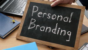 Jangan Hanya Viral, Ini Cara Membangun Personal Branding yang Tepat!