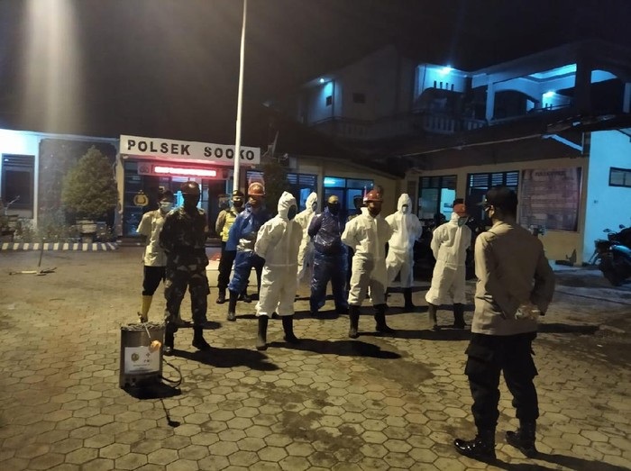 Tak Ada Keluarga, PDP Asal Surabaya Dimakamkan di Mojokerto