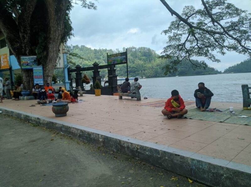 Hari Pertama Dibuka, Wisatawan Padati Telaga Ngebel