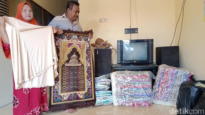 Habiskan Rp10 Juta Untuk Oleh-Oleh, Pasutri Asal Probolinggo Ini Pasrah Tak Jadi Berangkat Haji