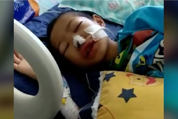 Idap Penyakit Kronis, Bocah Ini Ngigau Sambil Lantunkan Al-Qur’an