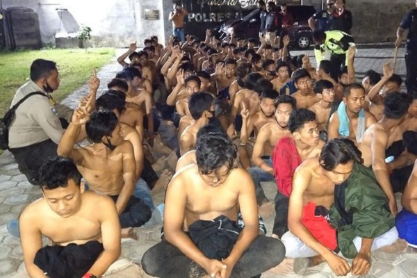 Saling Lempar Batu, Polres Nganjuk Amankan 115 Pesilat