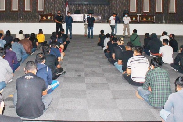 109 Karyawan dan Pengunjung Bar Dirapid Test, 2 Positif Narkoba