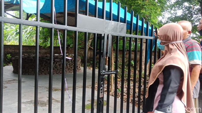 Ritual di Makam Madeleg Jombang Marak, Tokoh Agama Minta Stop