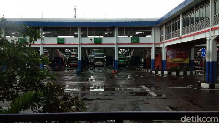 Libur Panjang, Penumpang di Terminal Purabaya Malah Turun Drastis