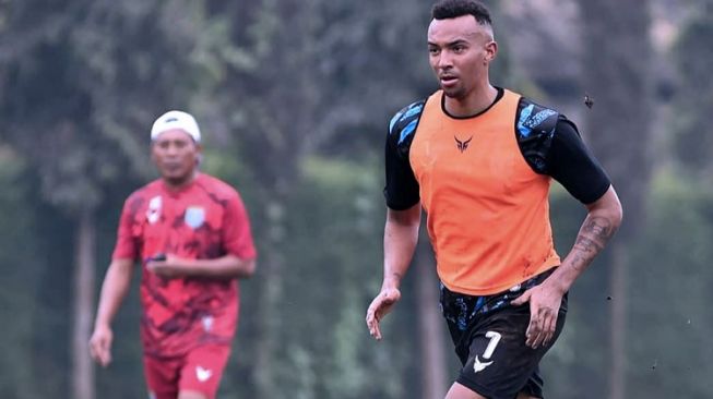 Eks Pemain Werder Bremen Perkuat Persela Hadapi Madura United
