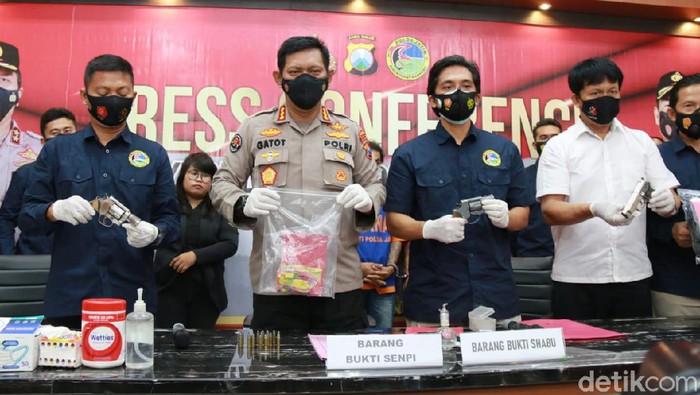 Sita 3 Pistol Rakitan, Polisi Bekuk Bandar Narkoba Asal Mojokerto