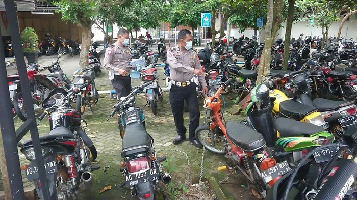 Respons Keluhan Masyarakat, Polres Trenggalek Gencar Razia Motor Knalpot Brong