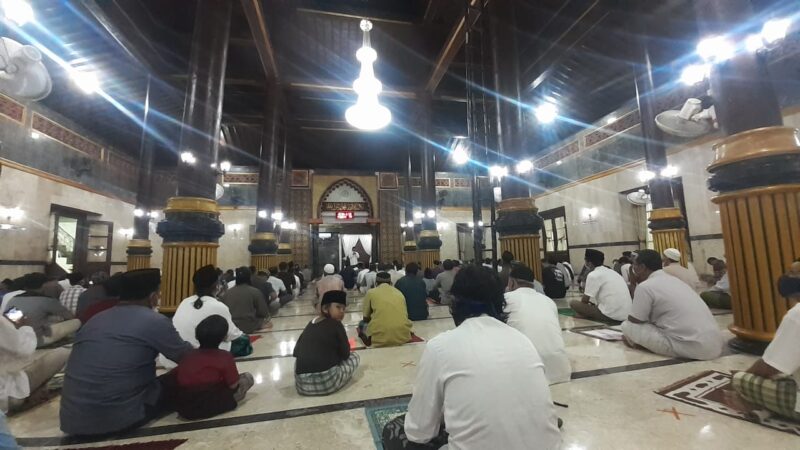 Salat Tarawih Berjamaah Boleh Dilaksanakan di Madiun, Tapi…