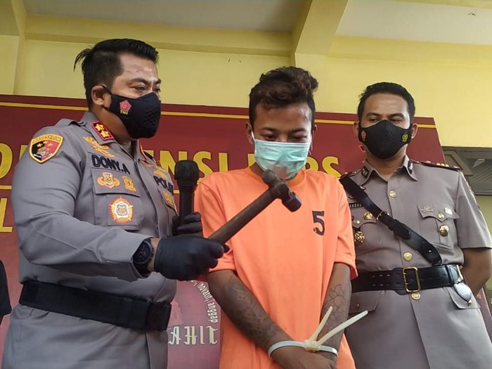 Sadis! Remaja di Mojokerto Palu Bapak, Ibu, dan Adik saat Tidur