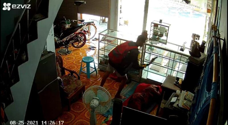 Pemuda Curi Ponsel di Studio Foto Madiun saat Pemilik Sedang Tertidur