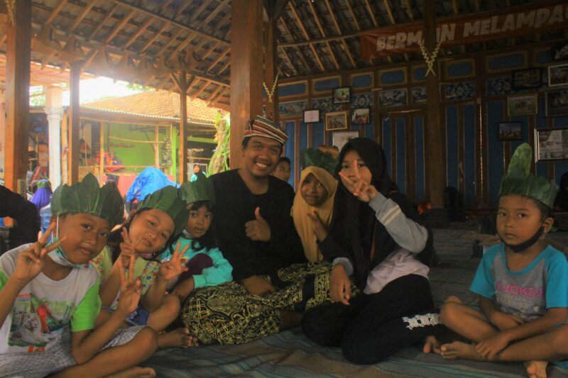 Kampung Lali Gadget Sidoarjo, Tempat Anak-Anak Bergembira Tanpa Gawai (Bagian-1)