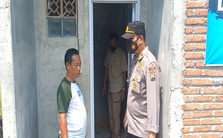 Viral! Video Pelajar Mau Mesum di Kamar Mandi Warung Digerebek Warga Madiun