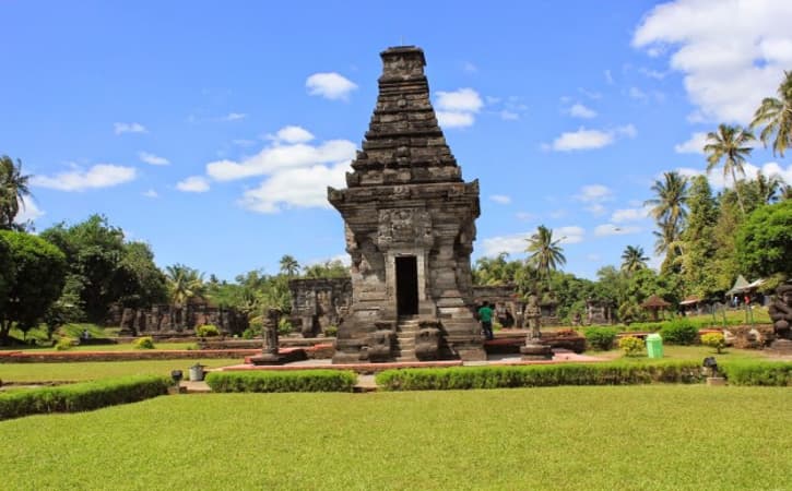 Mengenal Candi Penataran di Blitar: Sejarah dan Fungsinya