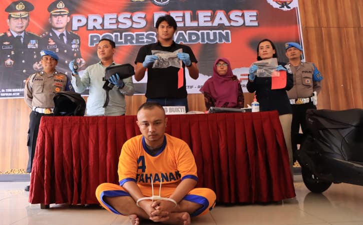 Pakai Pistol Mainan, Pria Ini Rampok 2 Minimarket di Madiun, Gondol Uang Rp43 Juta